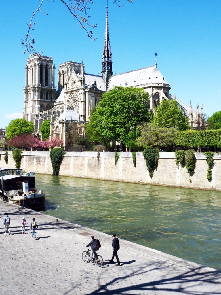 Free Things To Do in Paris