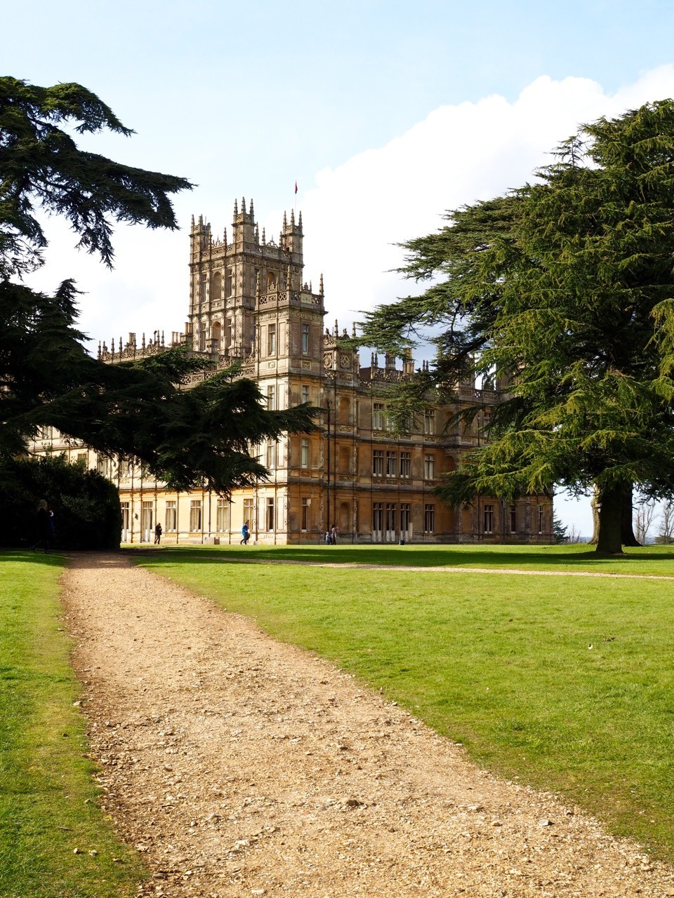 visit downton abbey