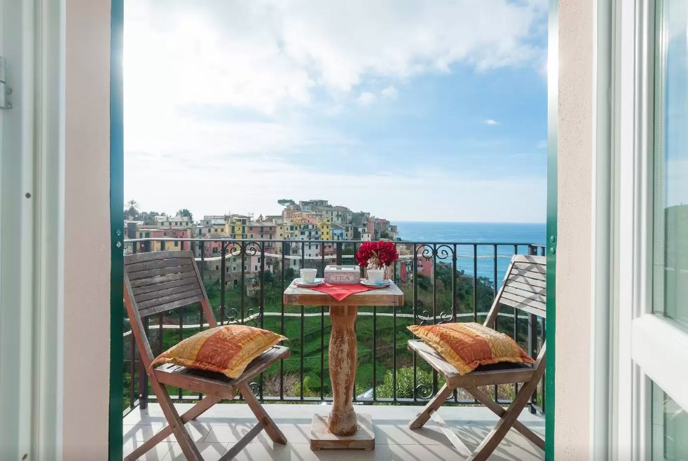 airbnbs in europe cinque terre italy