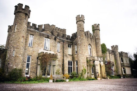 airbnb castle in england