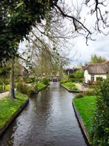 day trip to giethoorn