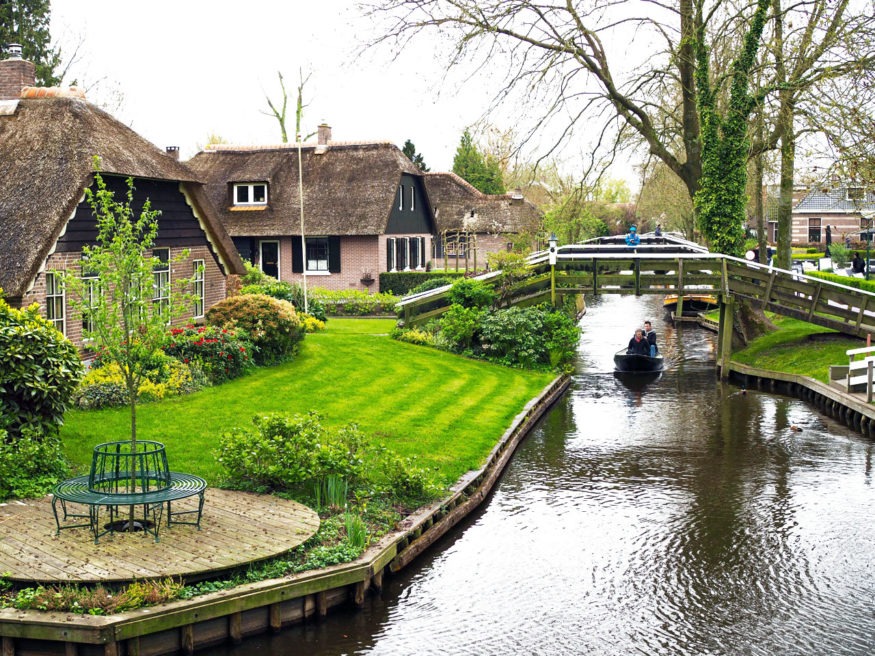 day trip to giethoorn