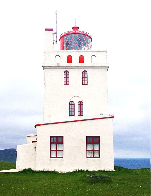 Beautiful Lighthouses in Iceland - The Best Day Trips From Reykjavik