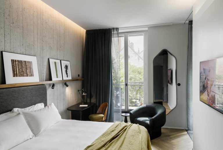 The 8 coolest, best hotels in Paris right now