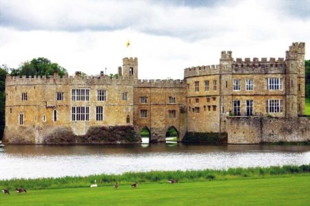Castles in England - Leeds Castle as a day trip from London