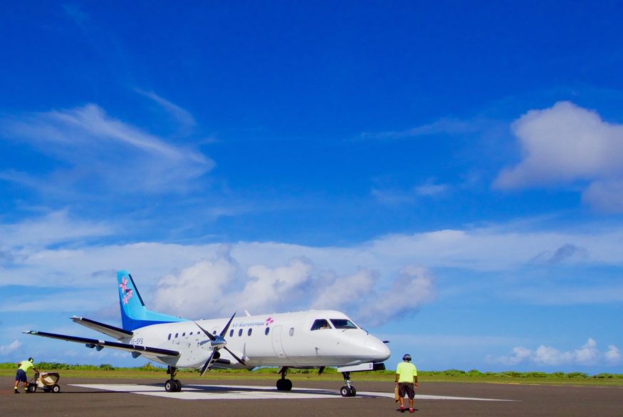 Air-Rarotonga-day-trip-to-Aitutaki-in-the-Cook-Islands