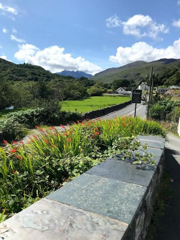 Best hostels in Wales - Plas Curig Hostel, Snowdonia