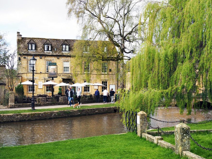 Bourton on the Water - Most Beautiful Cotswolds Villages 39