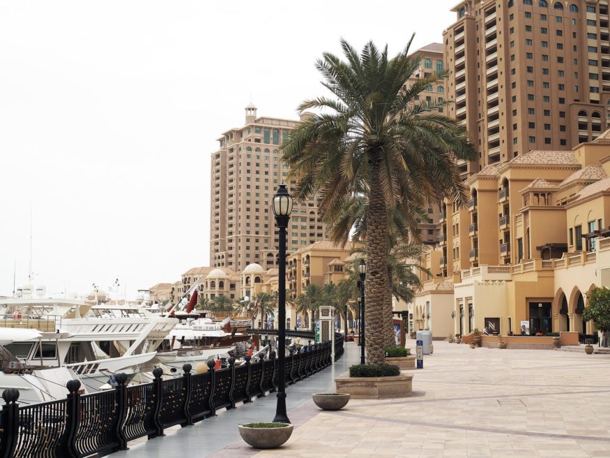 Take a walk in The Pearl-Qatar