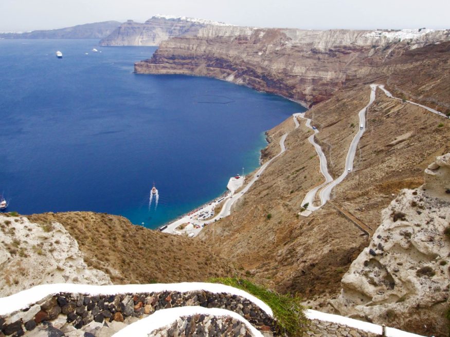 travel-to-greece-santorini