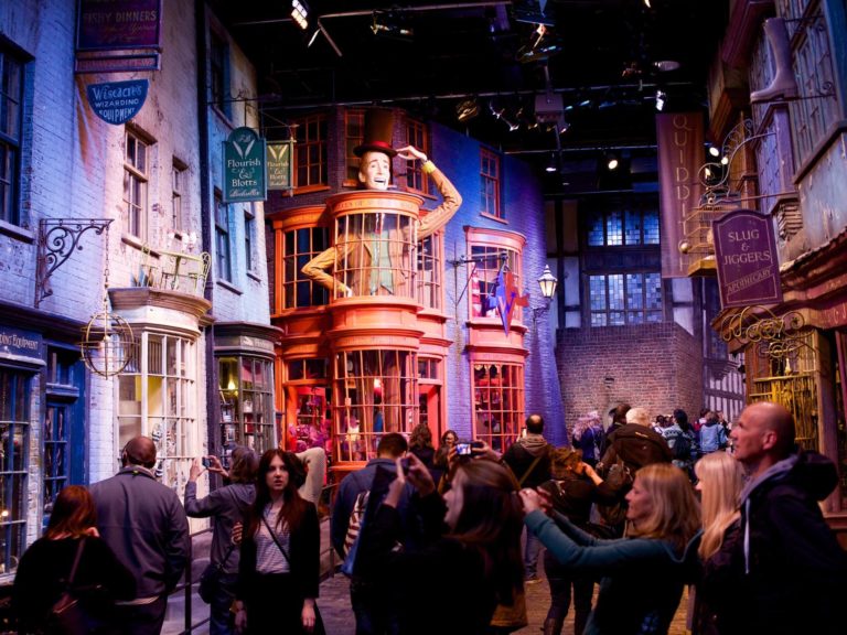 Why + how to visit the Harry Potter studios in London