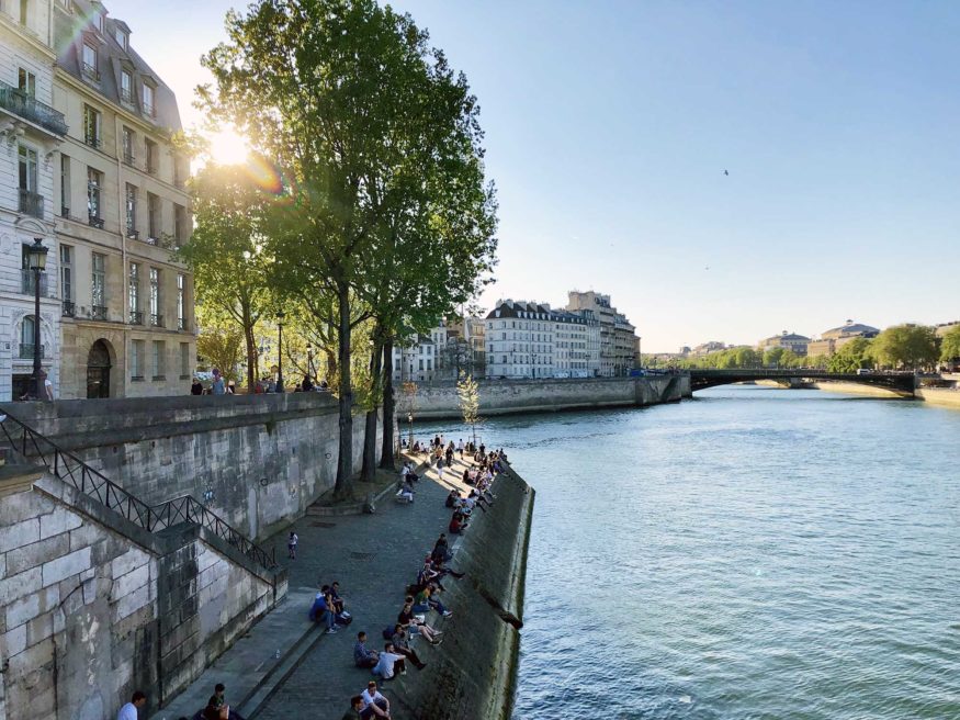 Ile St-Louis - free things to do in Paris