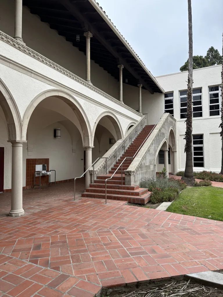 how to visit sunnydale high school in torrance california - buffy filming locations