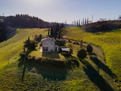 cheap airbnb Tuscany